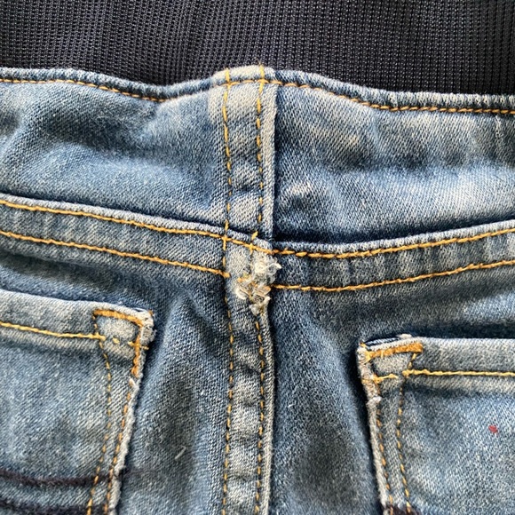 Lucky Jeans - Picture 4 of 5